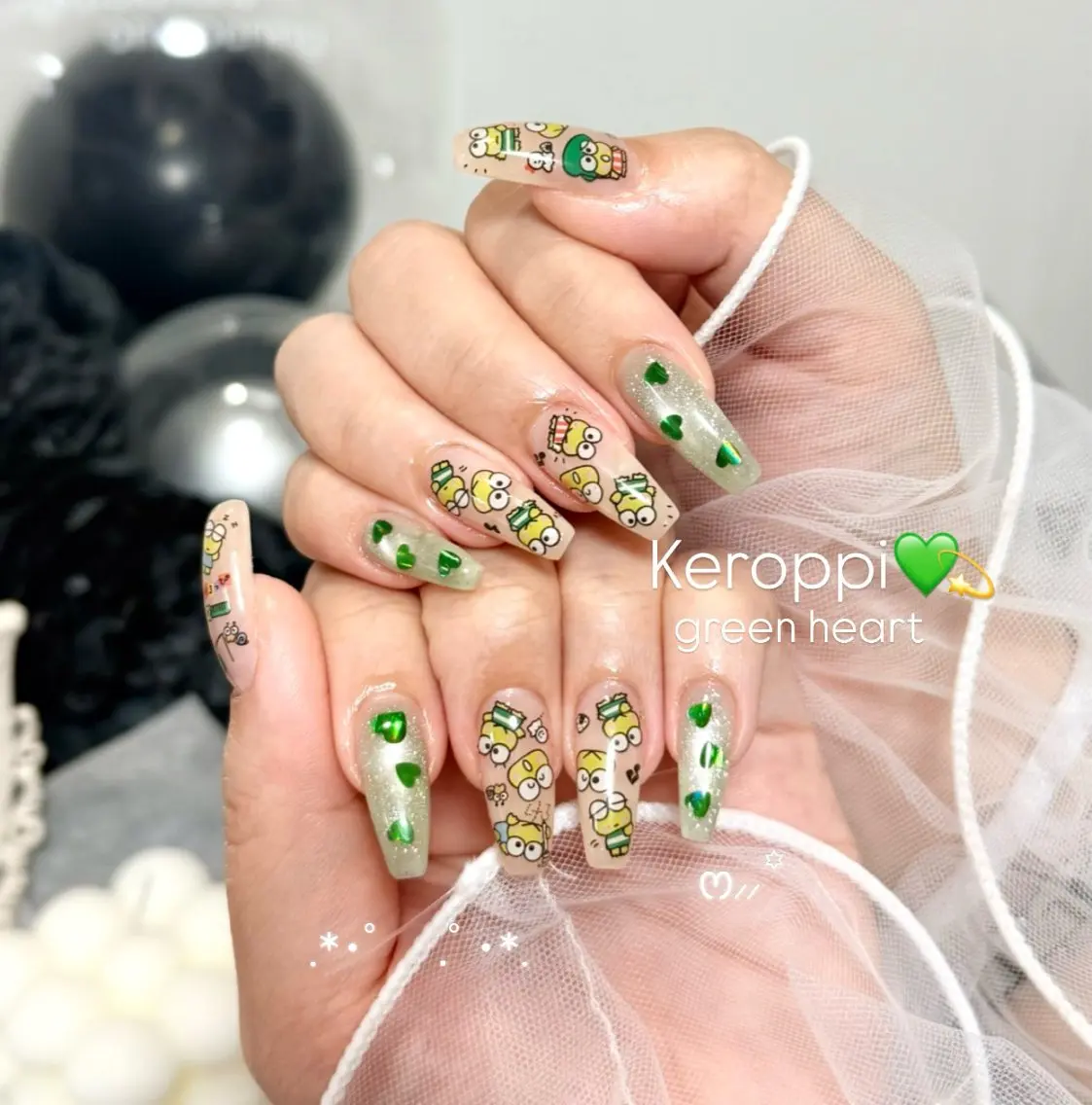 ネイル フラッシュネイル フラッシュマグ グリーン ハート 持ち込み ハンドネイル Blanche Ayaのネイルデザイン