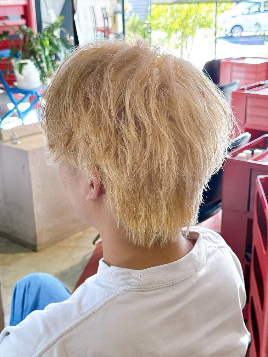 カラー メンズ メンズブリーチ ブリーチ ヘアカラー トリートメント 松村 未央のヘアスタイル