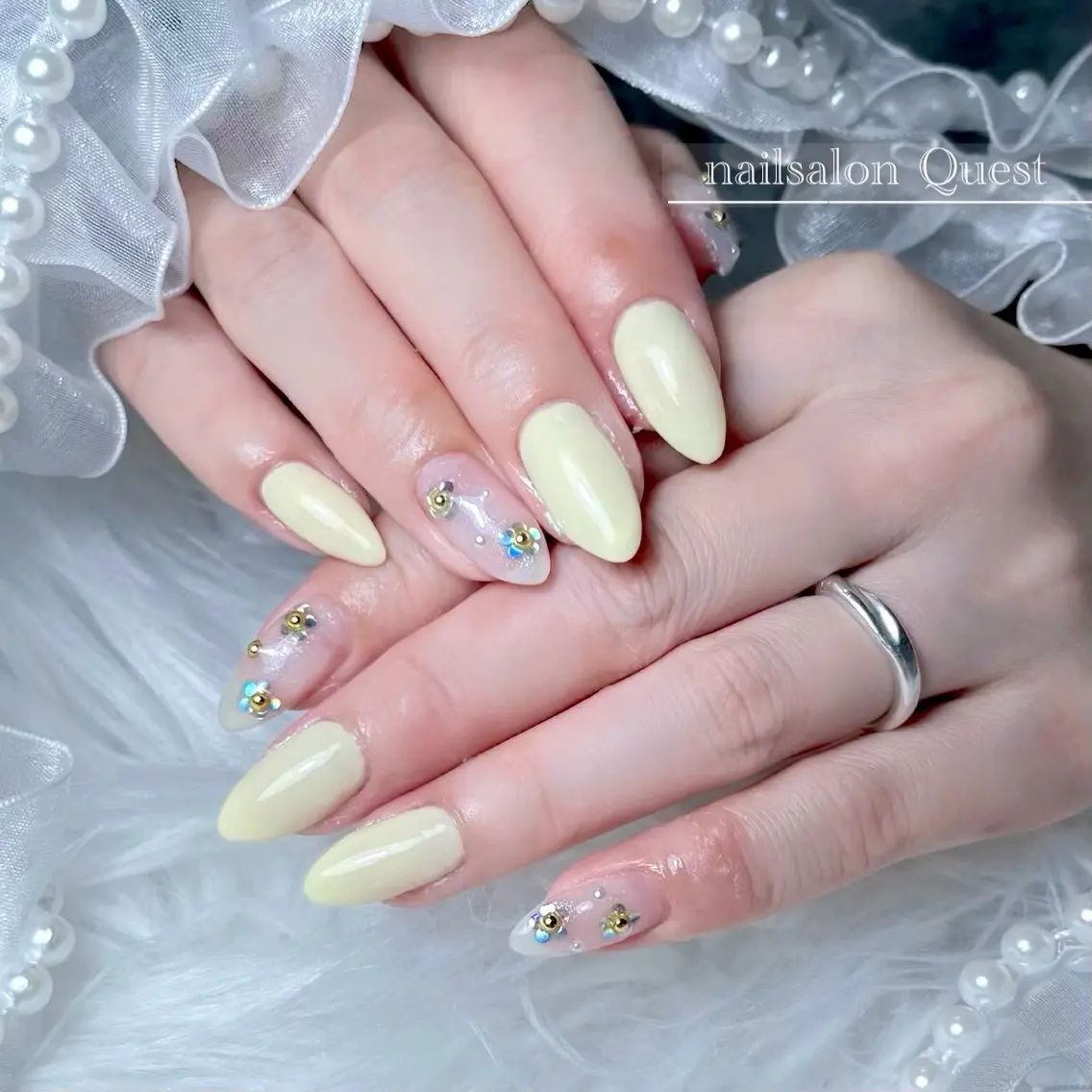 ネイル フラワーネイル キラキラネイル パステルネイル 春ネイル ハンドネイル nailsalon Questのネイルデザイン