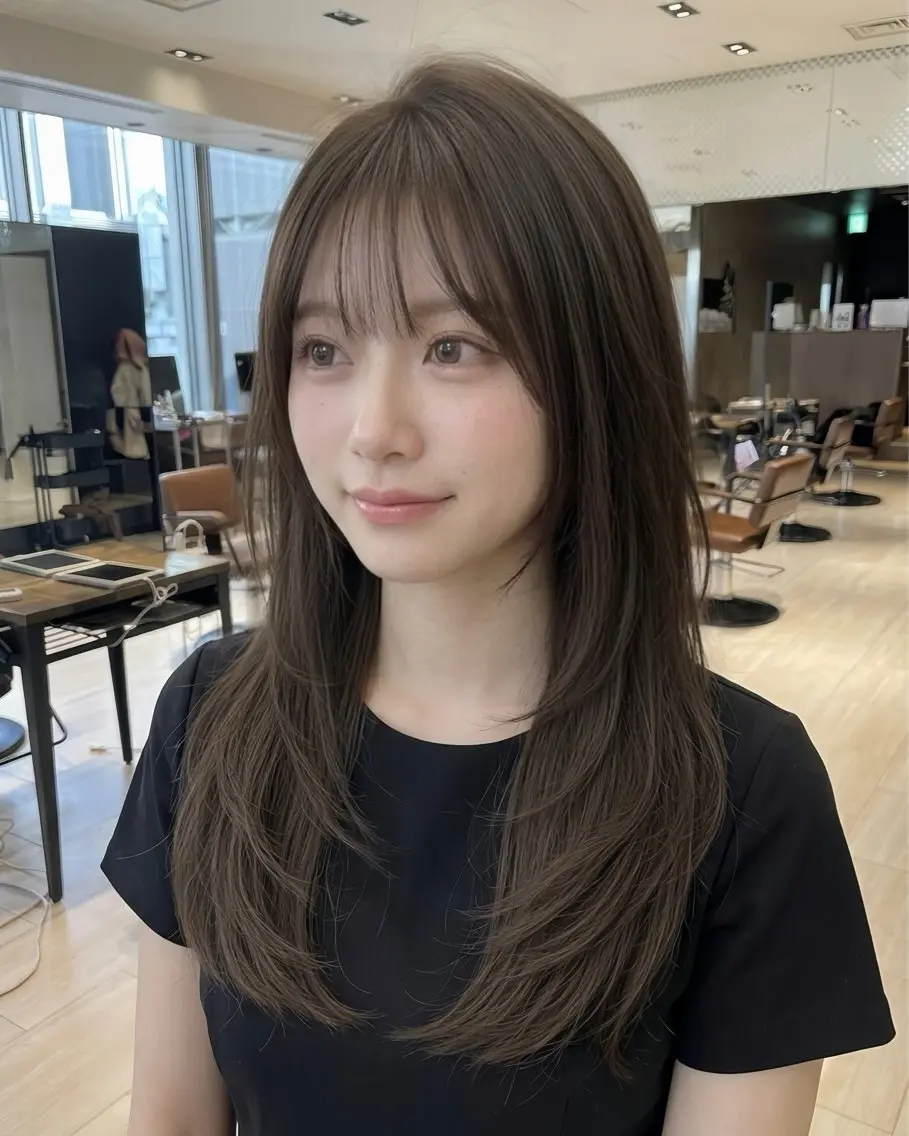 セミロング レイヤーカット カット ヘアカラー 透明感カラー/韓国レ イヤー/宮下知也のヘアスタイル