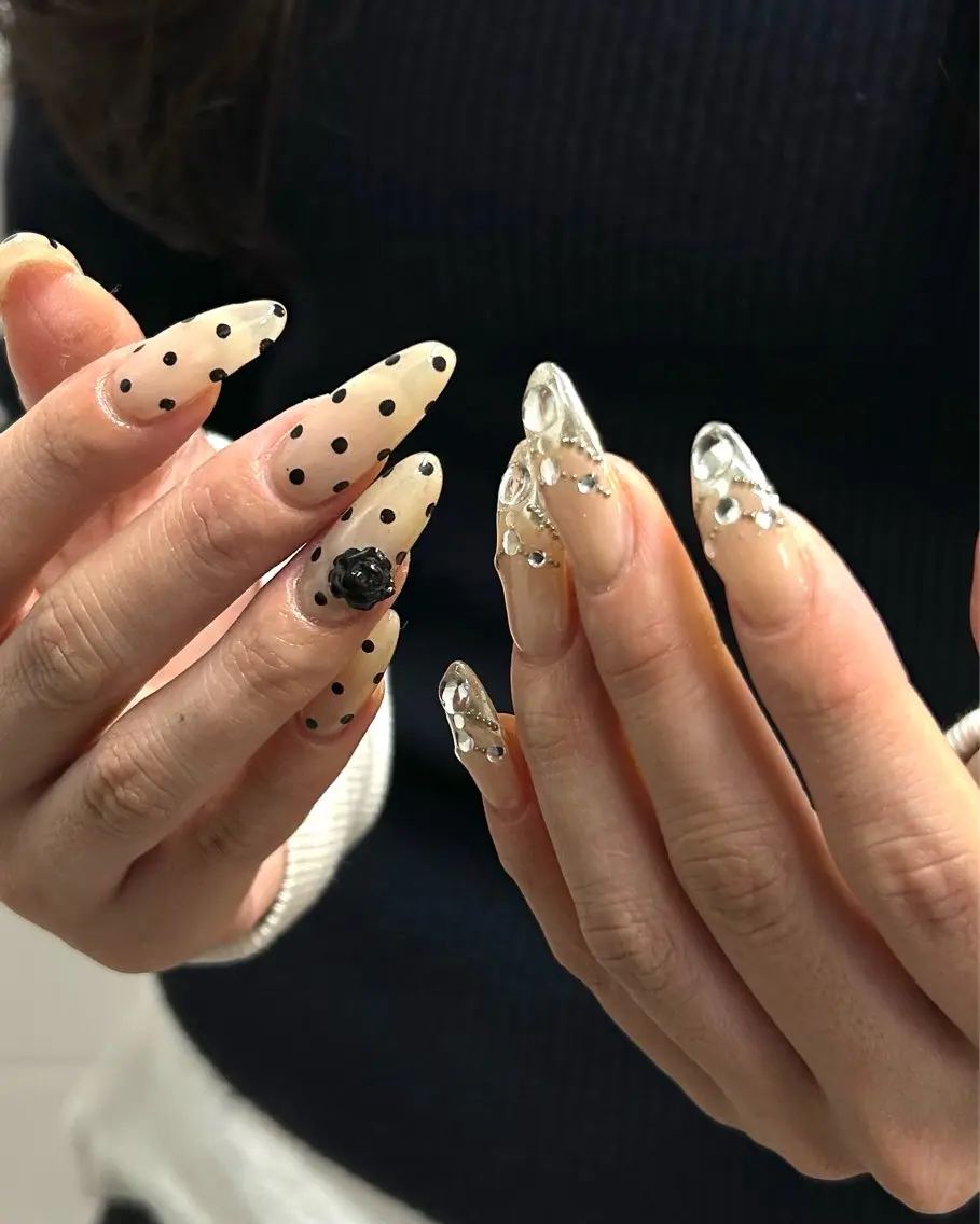 ネイル ドット ロングネイル ハンドネイル nailsby kotomiのネイルデザイン