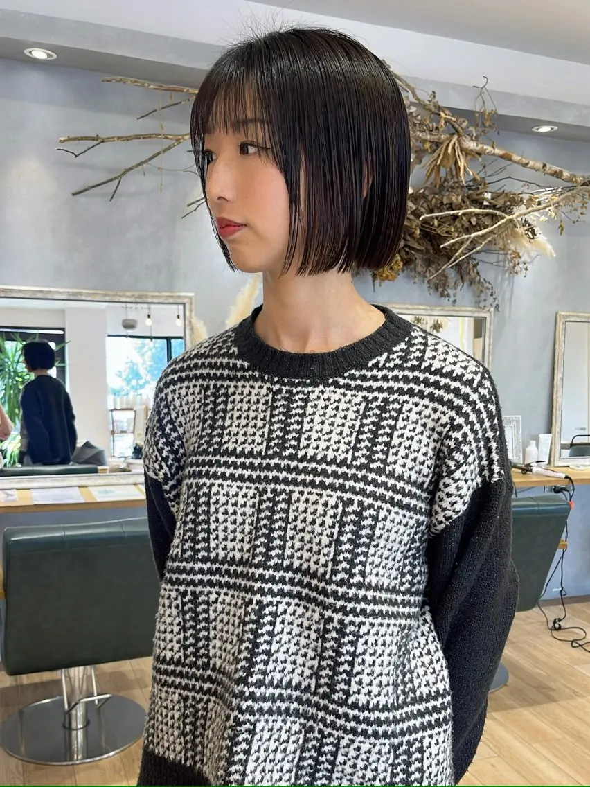 ショート ボブ 吉原 由菜のヘアスタイル