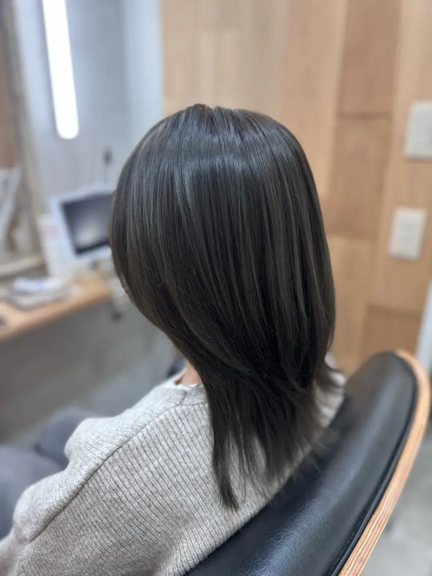 ミディアム カラー アッシュ 多賀 順平のヘアスタイル