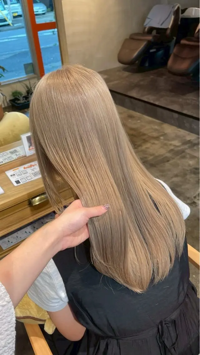 セミロング カラー くまざき なな /メンズモデル募集のヘアスタイル