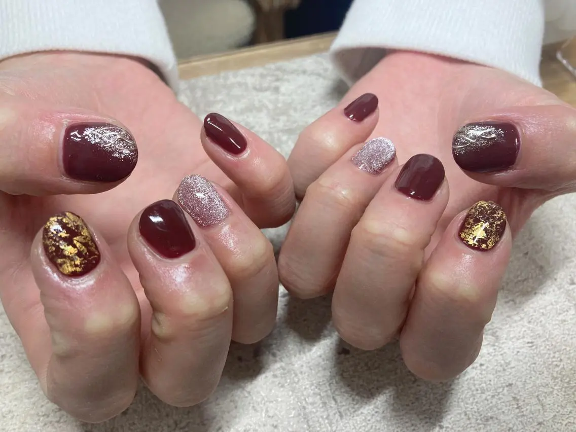 ネイル 成人式 フットネイル ジェルネイル 韓国ネイル マグネットネイル ハンドネイル mogunail &blowのネイルデザイン