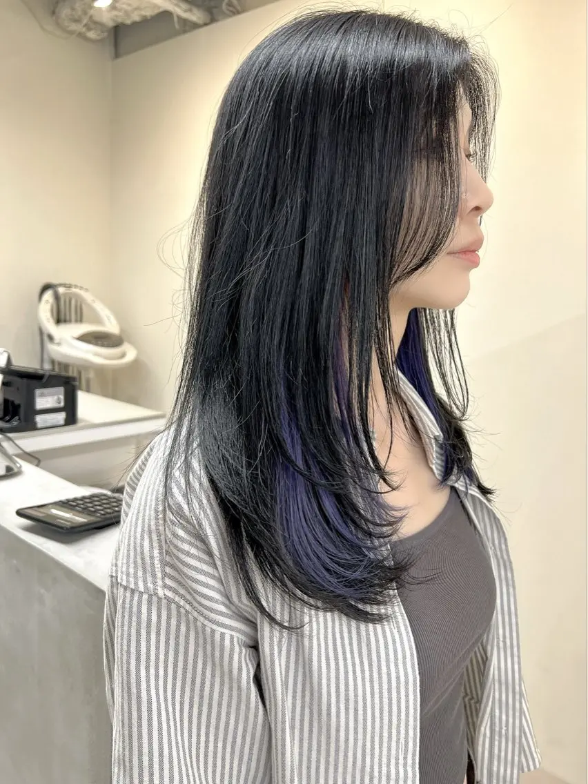 ミディアム カラー インナーカラー 韓国風ヘア レイヤーカット メンズ レイヤー ウルフ 弓木啓輔のヘアスタイル