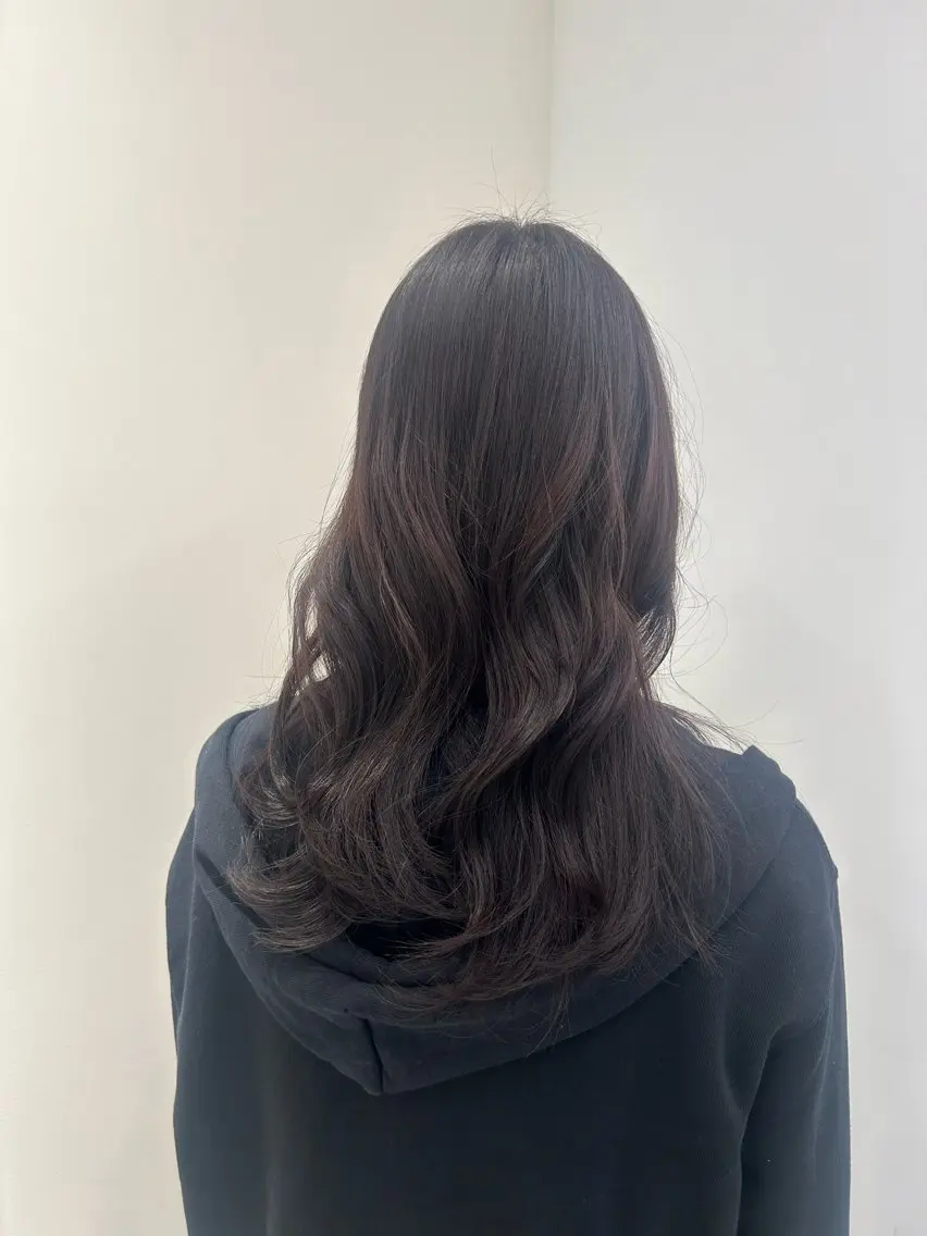 ロング 井上 七海のヘアスタイル