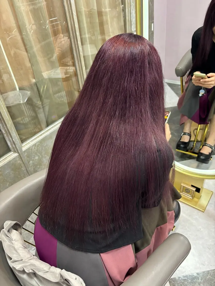 ロング 久末 沙来のヘアスタイル