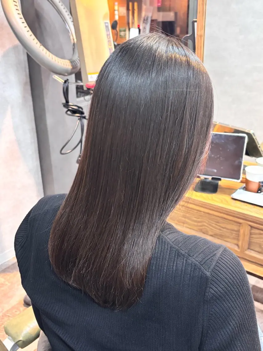 セミロング 縮毛矯正 🦋 たから 🦋のヘアスタイル