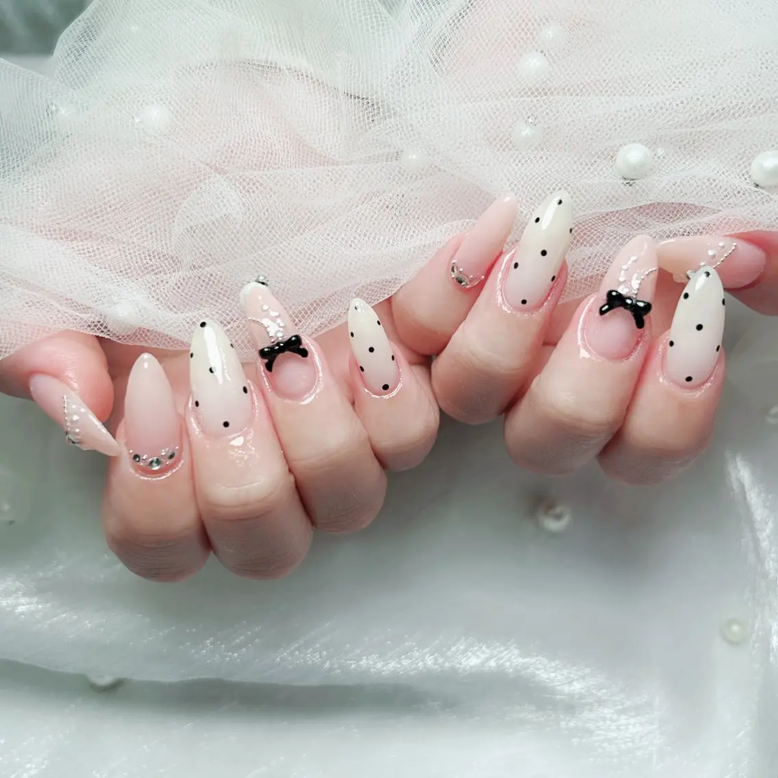 ネイル ジェルネイル グラデーション シンプルネイル ハンドネイル Cute Tips nailのネイルデザイン