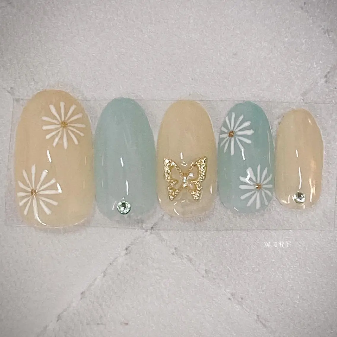 ネイル フラワーネイル ニュアンスネイル パステルネイル 春ネイル ハンドネイル Mary nail .narumiのネイルデザイン