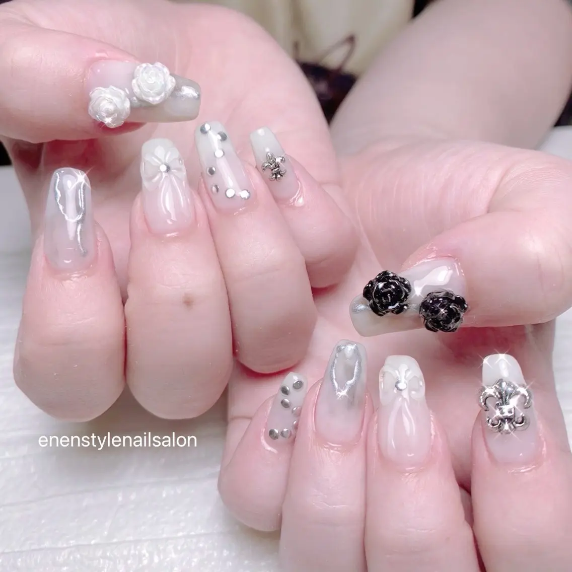 ネイル ハンドネイル 🐾enen style 🐾のネイルデザイン