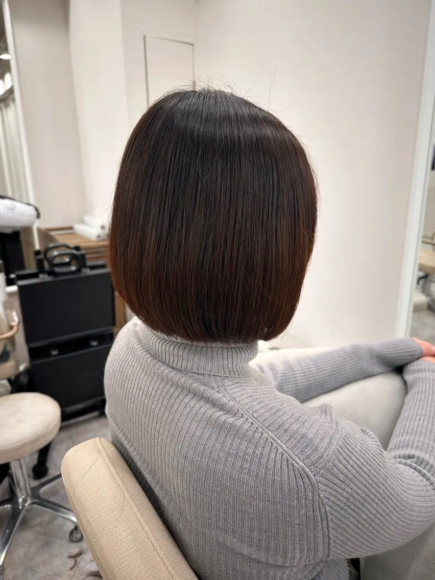 ショート ボブ、レイヤー、 ハイトーン、古淵のヘアスタイル