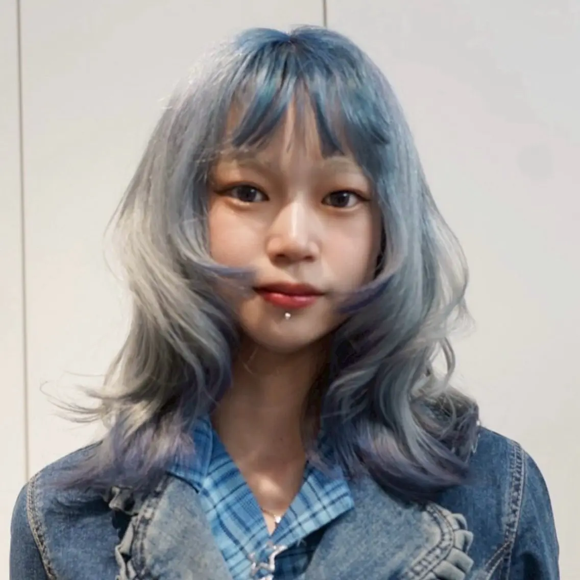 ミディアム カラー カット ヘアカラー ブリーチ/レイヤー 艶カラー💫チャンのヘアスタイル
