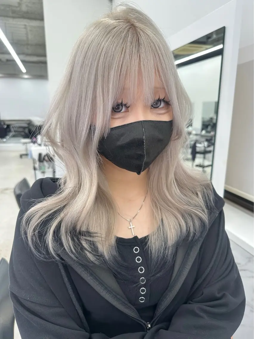 カラー ヘアカラー ブリーチ/ハイトーン 名古屋栄 リカのヘアスタイル