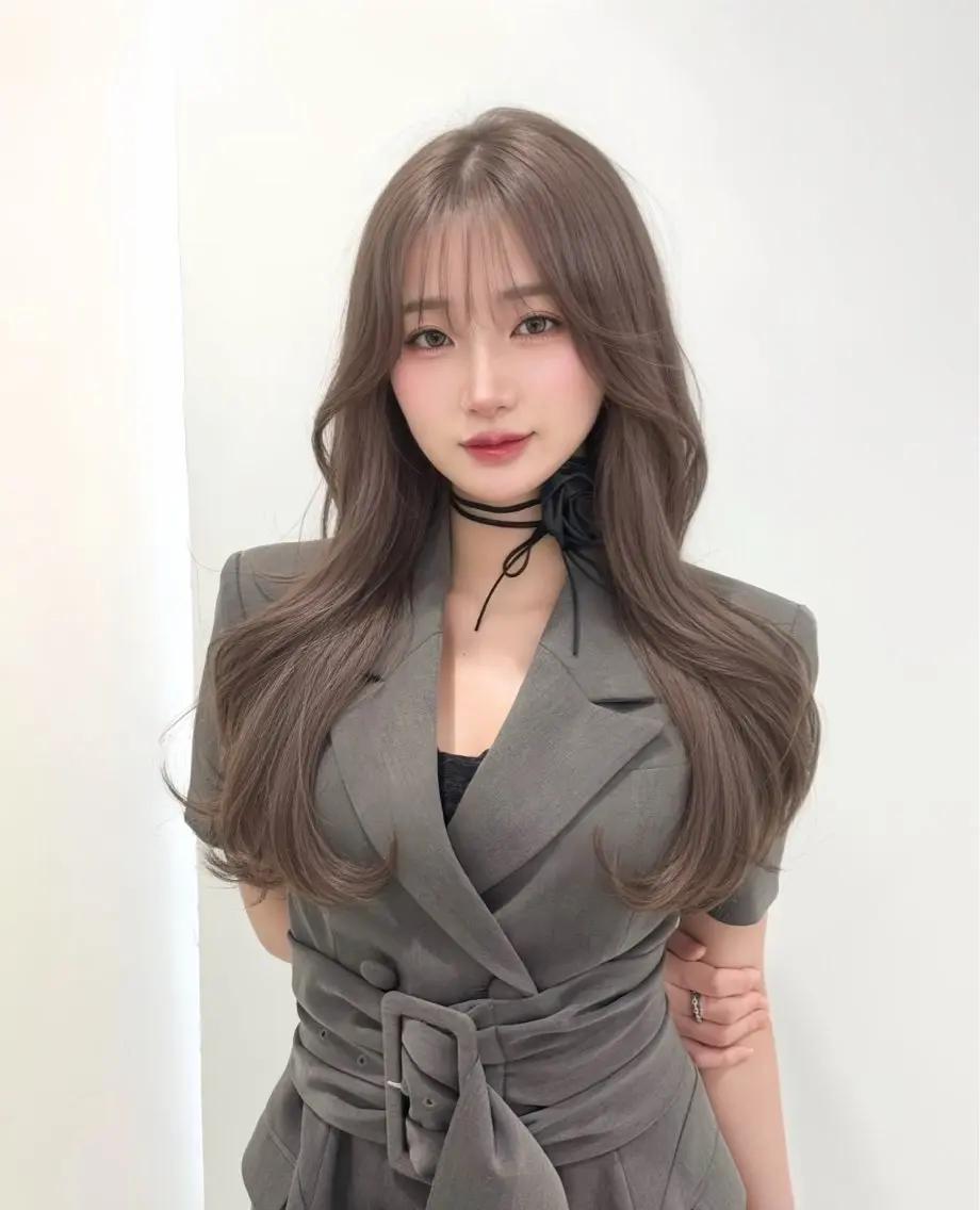 ロング カラー ベージュカラー ミルクティーベージュ ヘアカラー トリートメント 🩰フレンチガーリー ヘア🩰🍨AYAのヘアスタイル