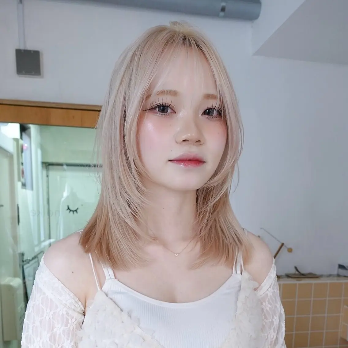 ミディアム レイヤー🎀 SERA🩰のヘアスタイル