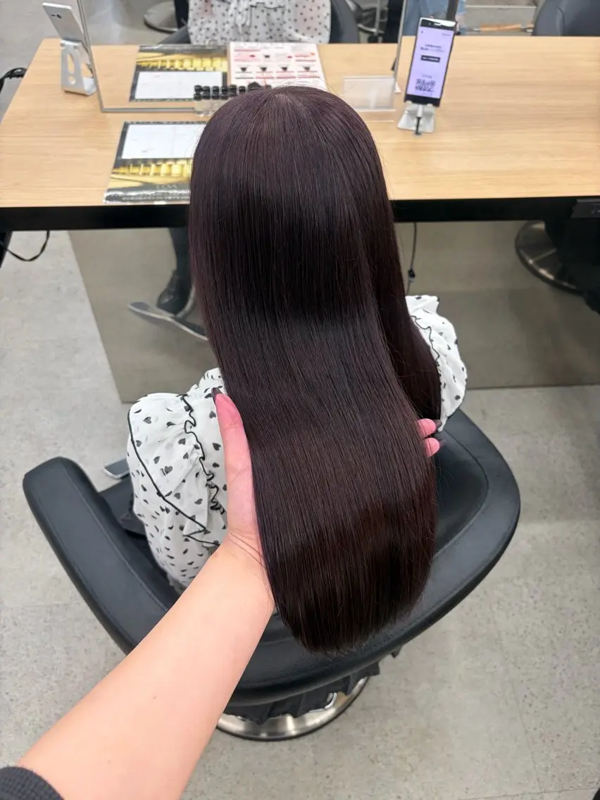 ロング カラー ブリーチ 髪質改善 トリートメント ヘアカラー 💗愛され暖色💗 ピンク/レッド💗のヘアスタイル