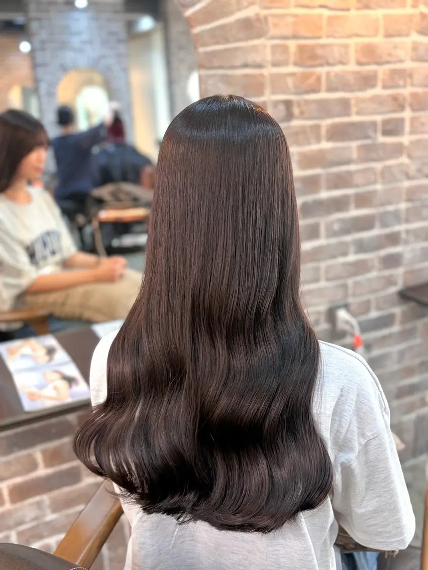ロング カット ヘアカラー トリートメント 縮毛矯正/暖色系 /徳田真緒のヘアスタイル
