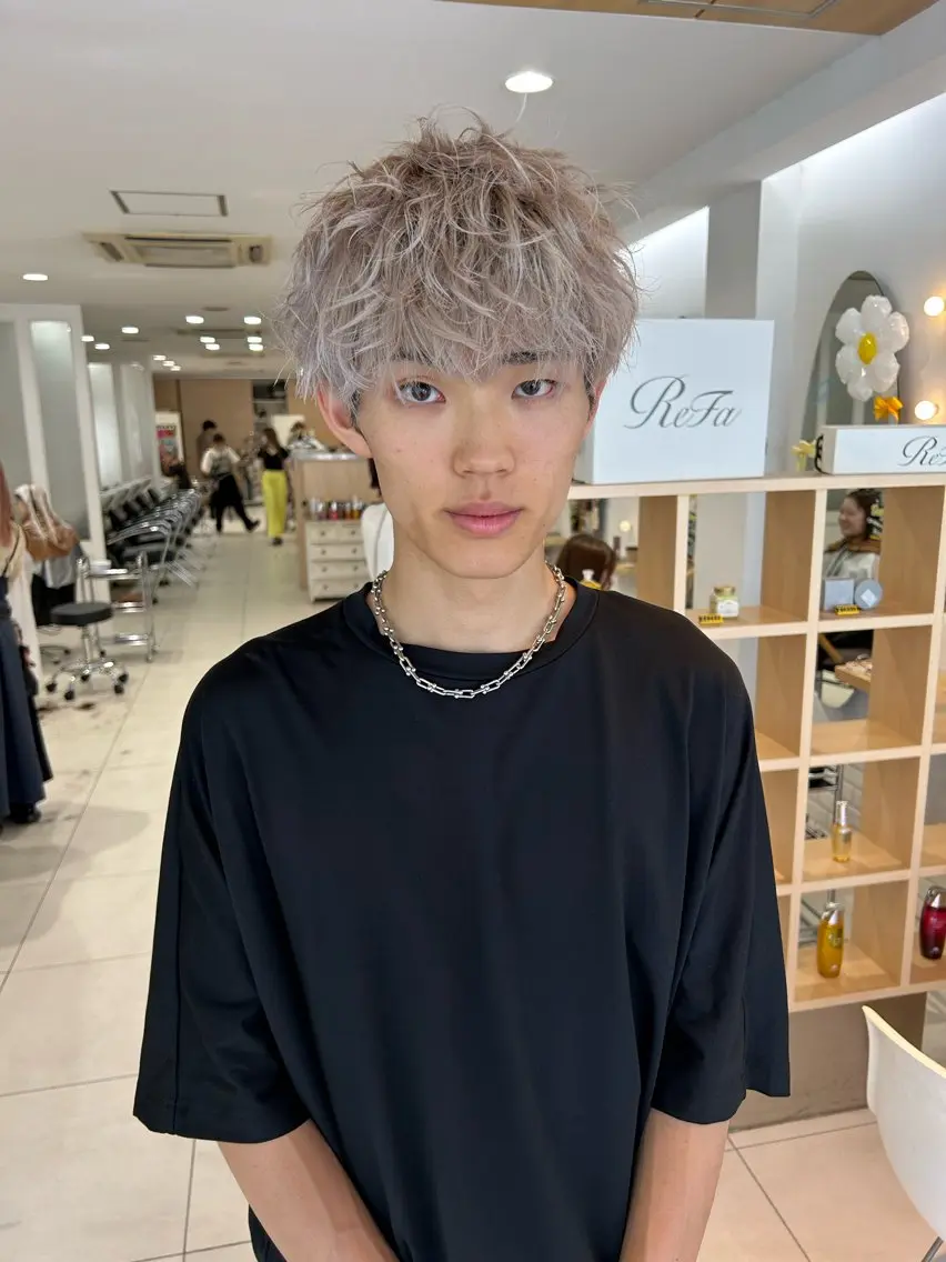 ショート カラー メンズ マッシュ 🍀透明感抜群🍀/ ハイトーンカラーのヘアスタイル
