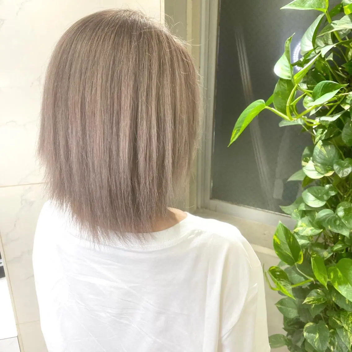 ミディアム カラー ヘアカラー シールエクステ特化 ハイトーン、NANAのヘアスタイル