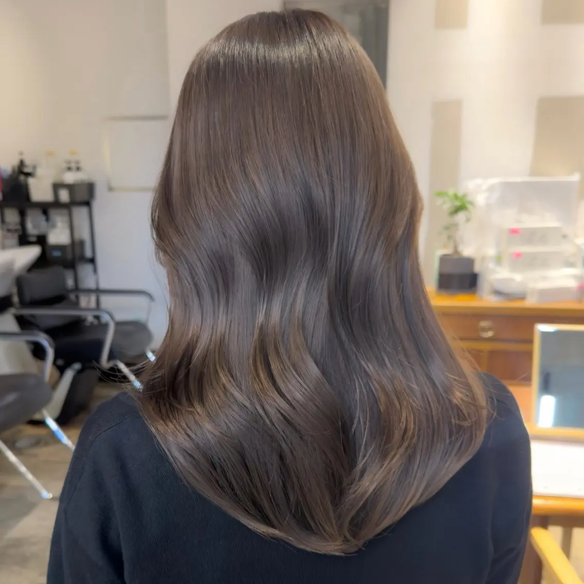 ロング カラー カット ヘアカラー ウルフ/シャギーカッ ト/ハッシュカットのヘアスタイル