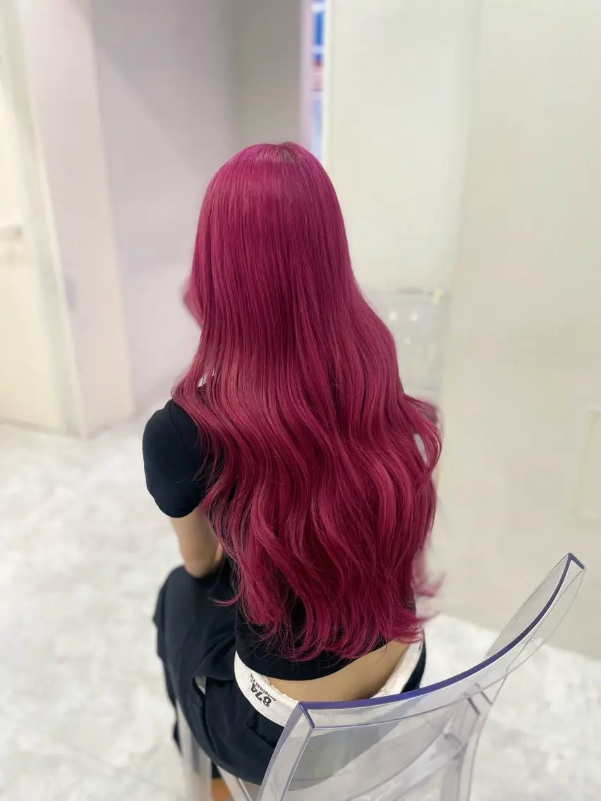 ロング カラー ヘアアレンジ ヘアカラー ♥️渋谷の赤髪 トップ/らいる♥️のヘアスタイル