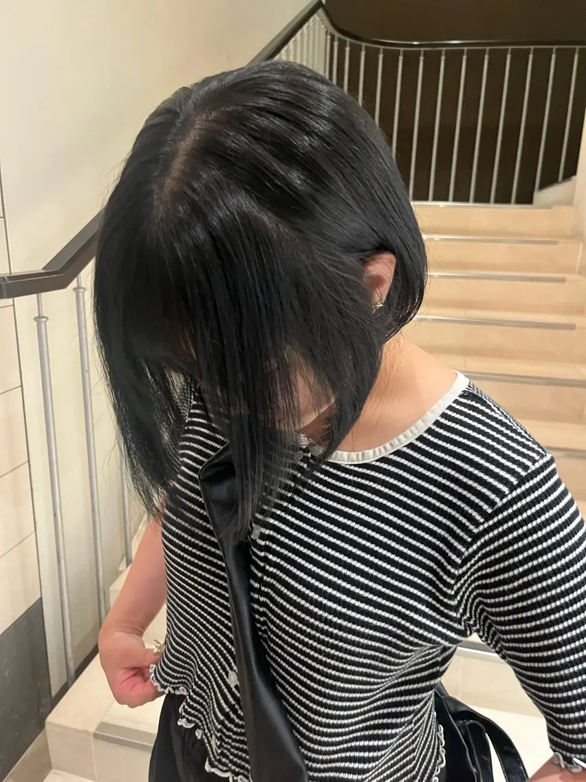 ミディアム カラー 合庭 柚のヘアスタイル