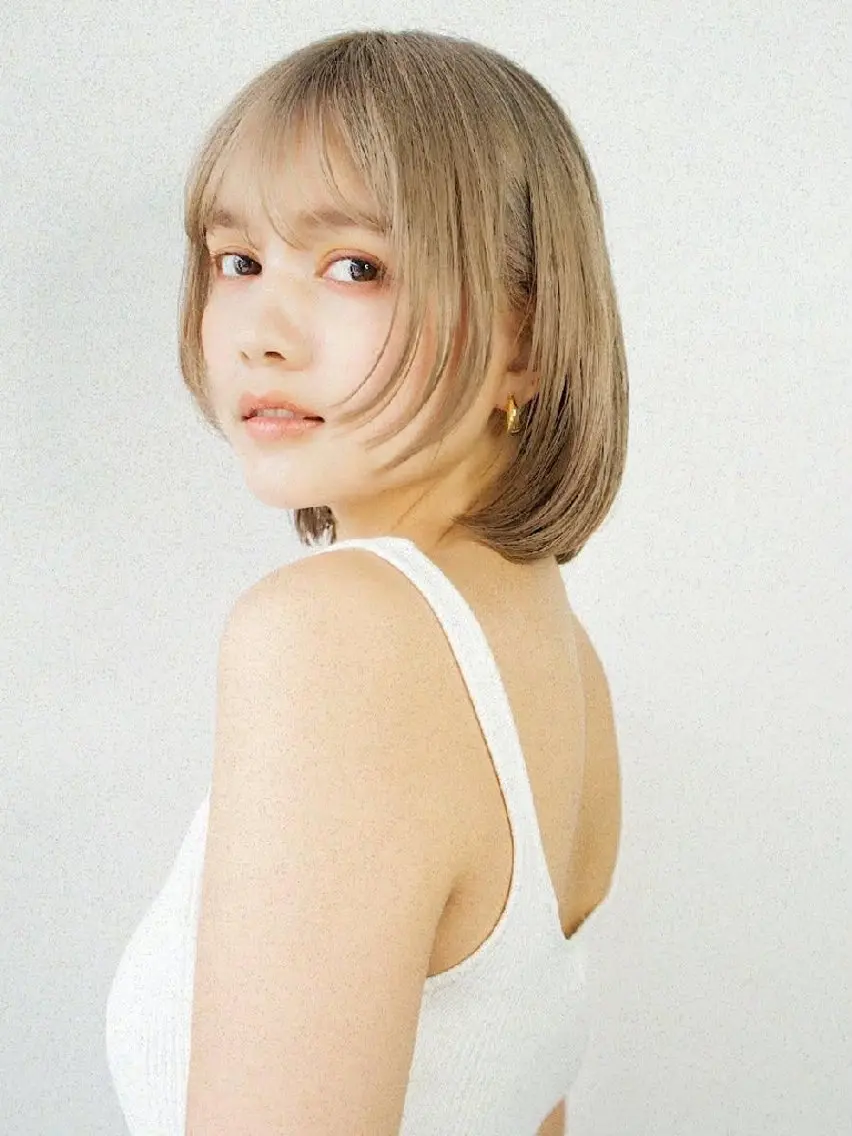 ショート ボブ 顔まわりレイヤー レイヤーカット ANDIAMO栄/ chisatoのヘアスタイル