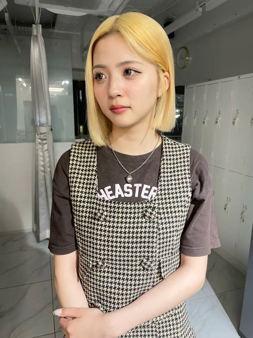 ミディアム カラー ブリーチ ヘアカラー 🎀カット美容師🎀 yuiのヘアスタイル