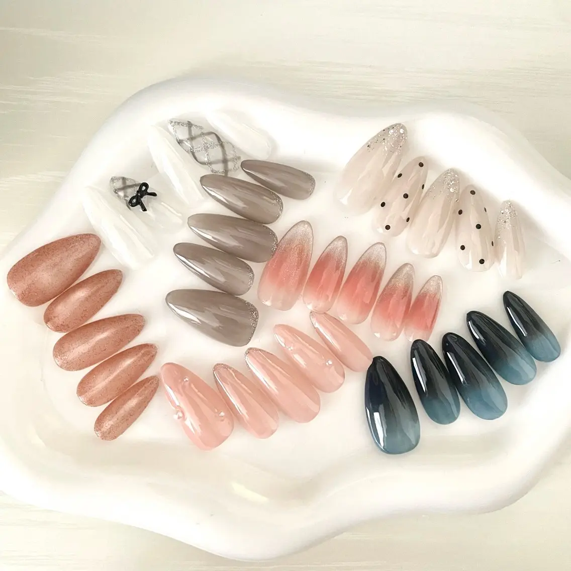 ネイル カジュアル オフィスネイル pochoco nailsのネイルデザイン