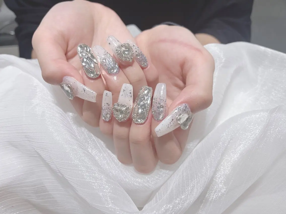 ネイル Glow Nail スカルプ専門店のネイルデザイン