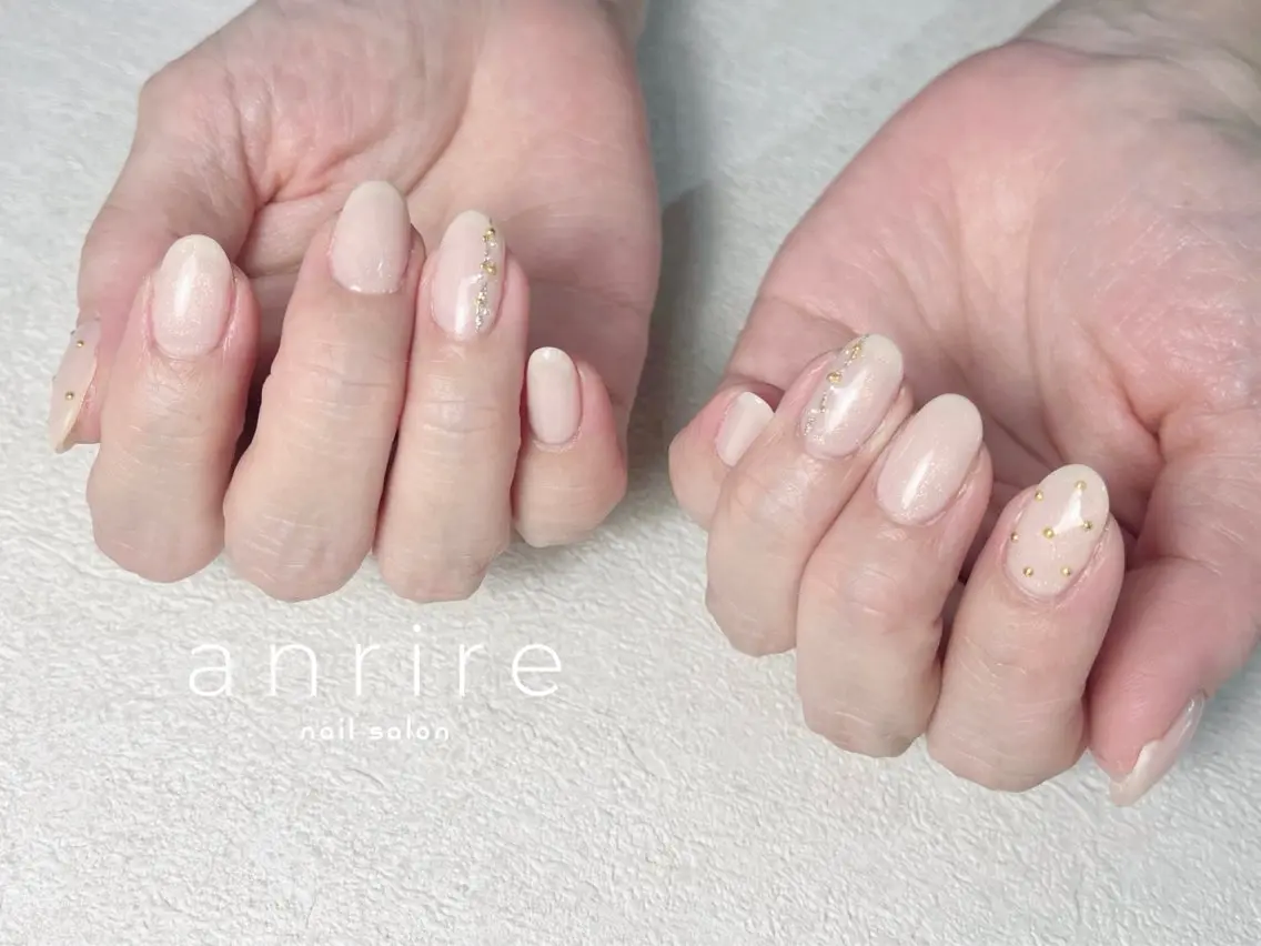 ネイル アートネイル ドット ジェルネイル ラメ(グリッター) オフィスネイル ハンドネイル nailsalon anrireのネイルデザイン