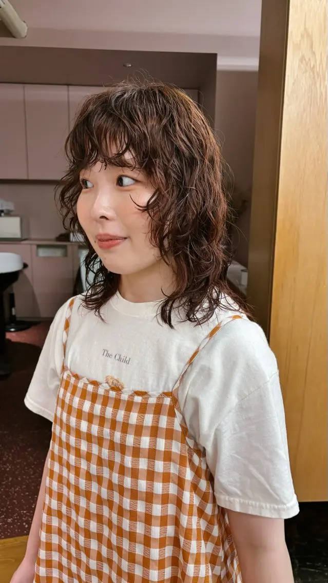 ミディアム パーマ ミディアムパーマ ウルフカット パーマ 西山 紗耶香🪽 透明感カラー/ボブのヘアスタイル