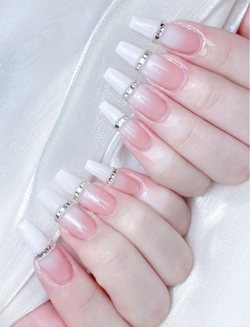 ネイル ハンドネイル M🌷nail 長さだし専門店のネイルデザイン