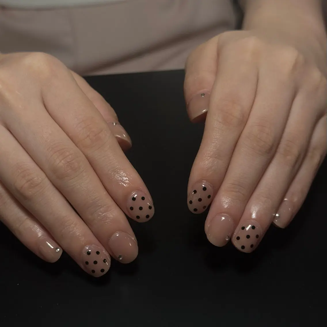 ネイル ドット ショートネイル シンプルネイル ハンドネイル D.d nail Maria🫧のネイルデザイン