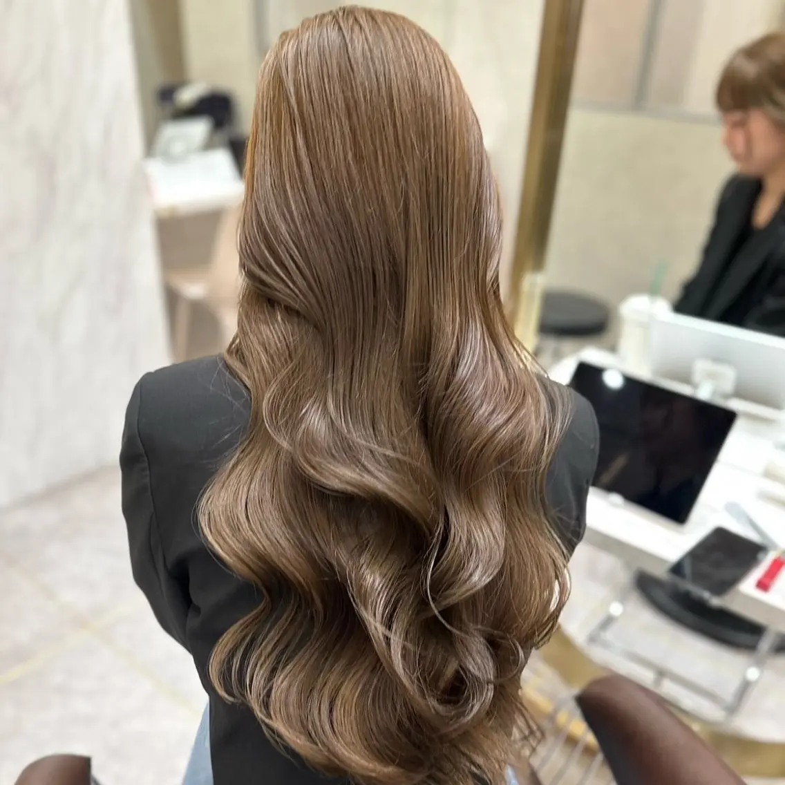 ロング カラー ベージュカラー ブラウンカラー ブラウンベージュ ヘアカラー ミルクティ/ ブラウンカラー/りおのヘアスタイル