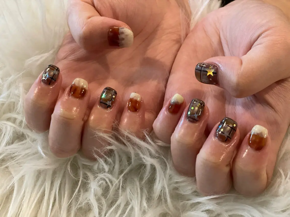 ネイル 持ち込み ハンドネイル 88-nail. AKANEのネイルデザイン