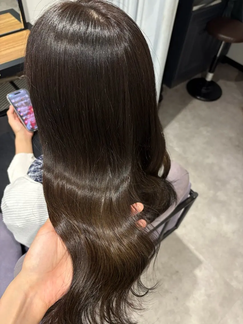 ロング カラー アッシュ 透明感カラー オリーブカラー ロング こと/都島 /ARCOIRISのヘアスタイル