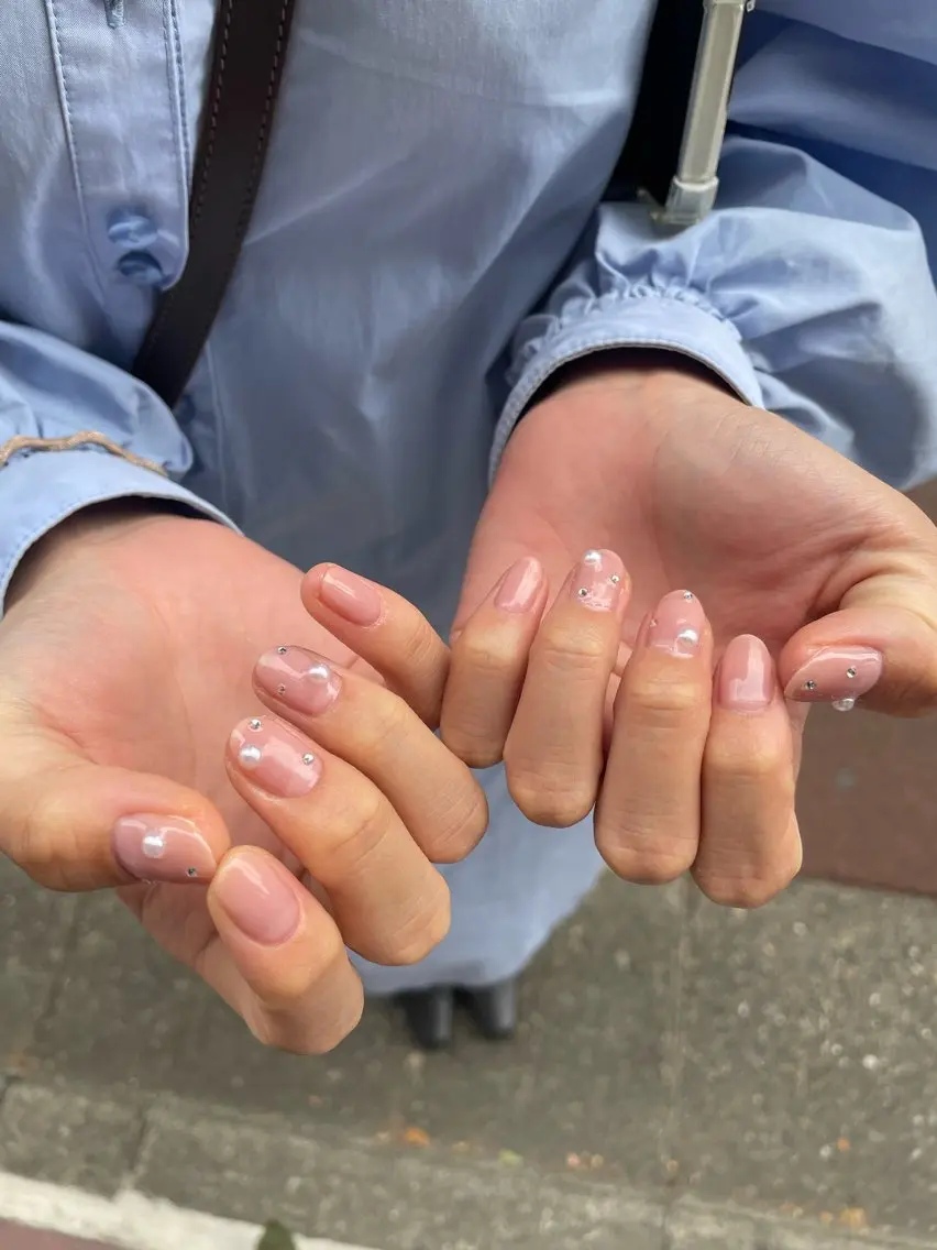 ネイル ハンドネイル ハンドケア はばすみれ🎀ﾈｲﾙ 光ﾌｪｲｼｬﾙ ﾍｱのネイルデザイン