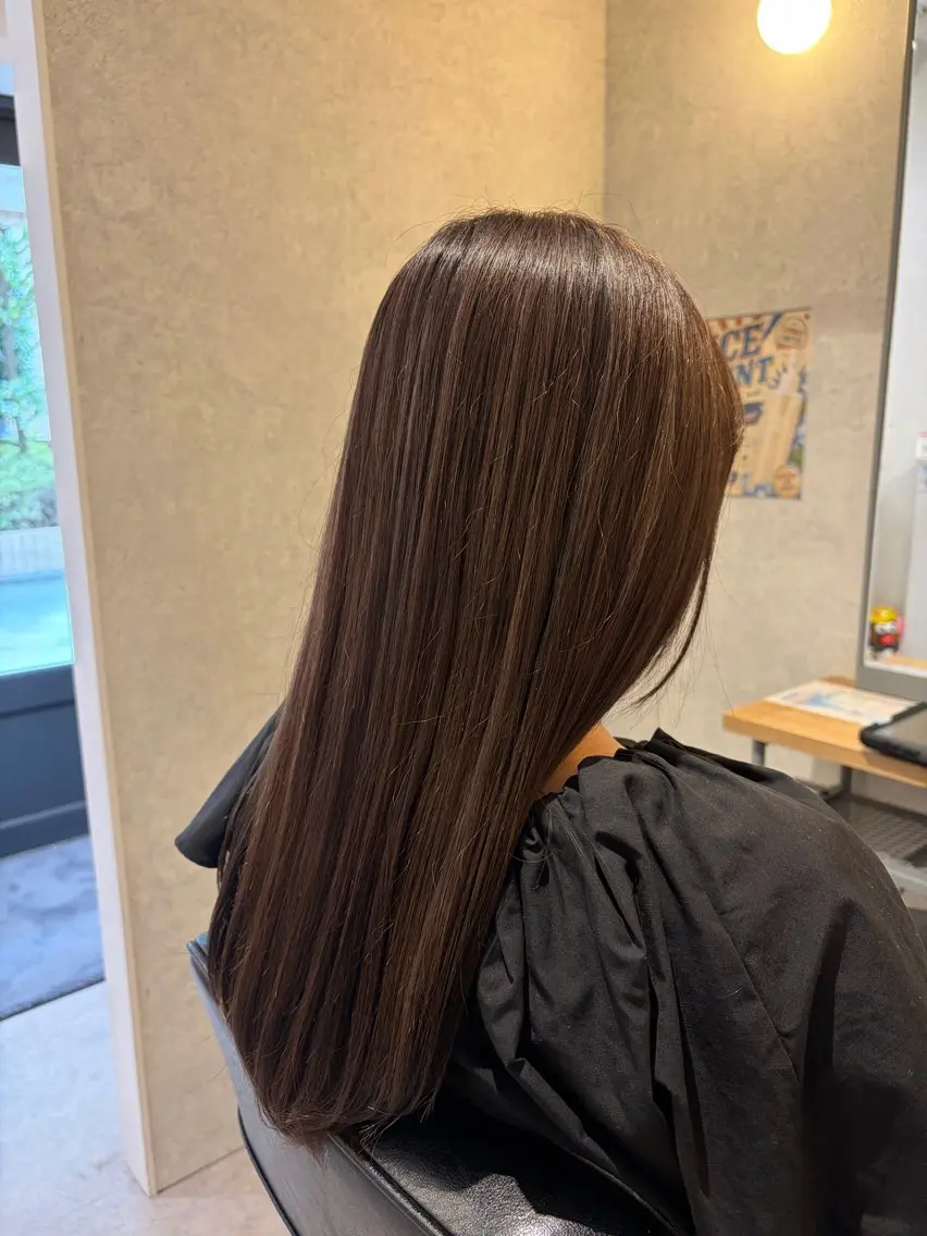 ロング カラー ヘアカラー トリートメント 加部 采音のヘアスタイル