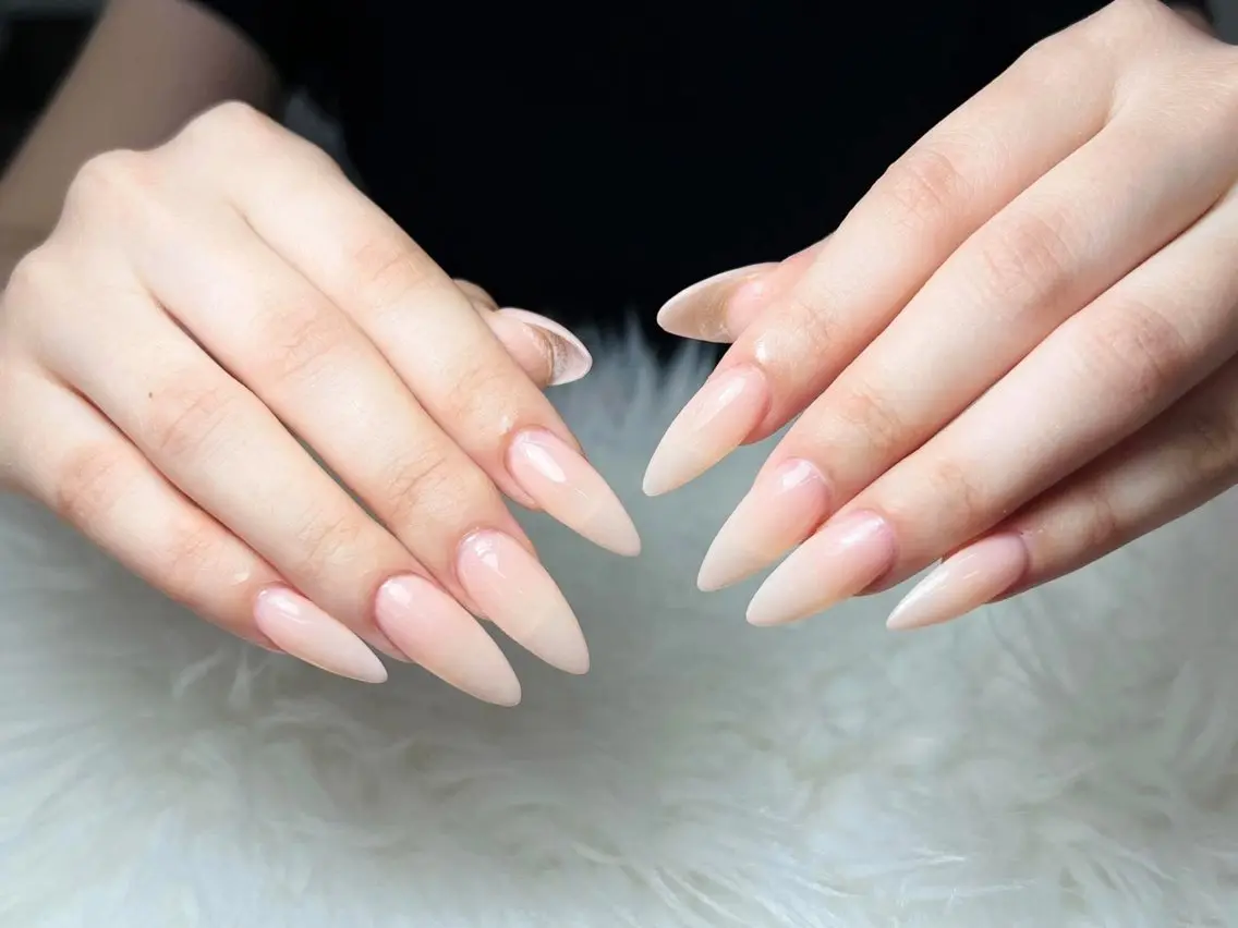 ネイル AURA NAIL 上前津のネイルデザイン