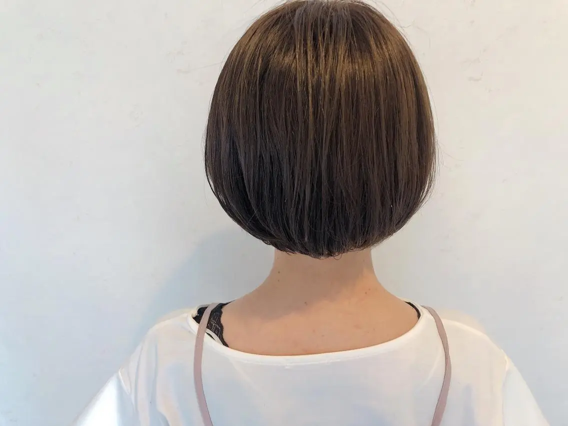 ショート カラー 伊藤 さやかのヘアスタイル