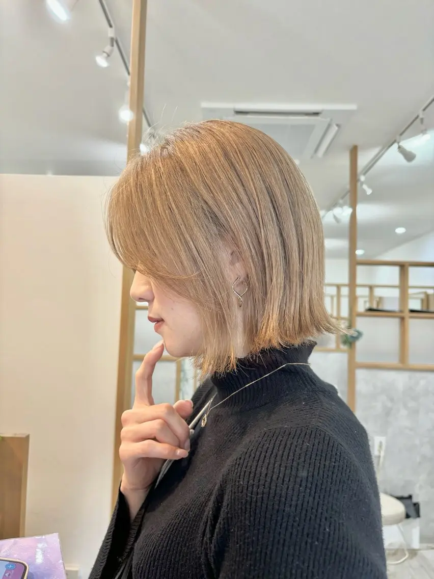 ブリーチ1回＋フルカラー\6600の写真