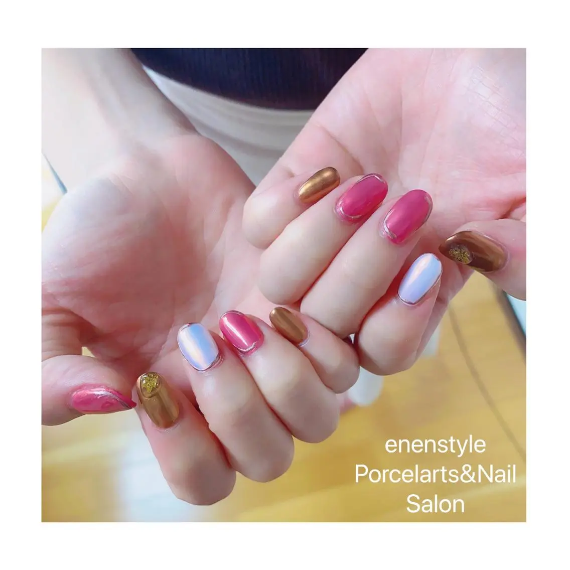 ミディアム ネイル ハンドネイル 🐾enen style 🐾のネイルデザイン