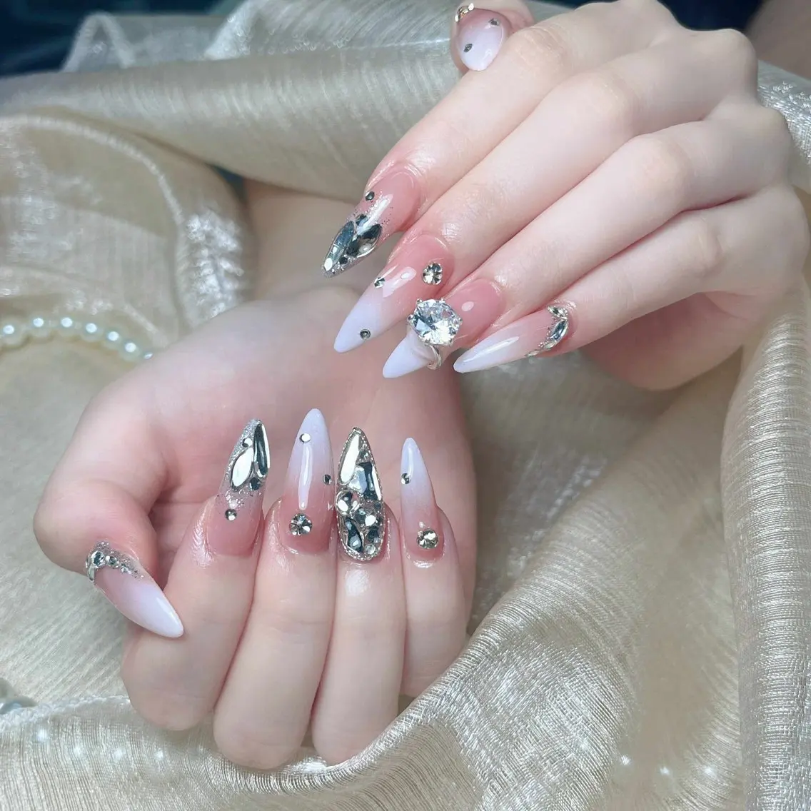 ネイル ハンドネイル ハンドケア Nova Nail Nambaのネイルデザイン