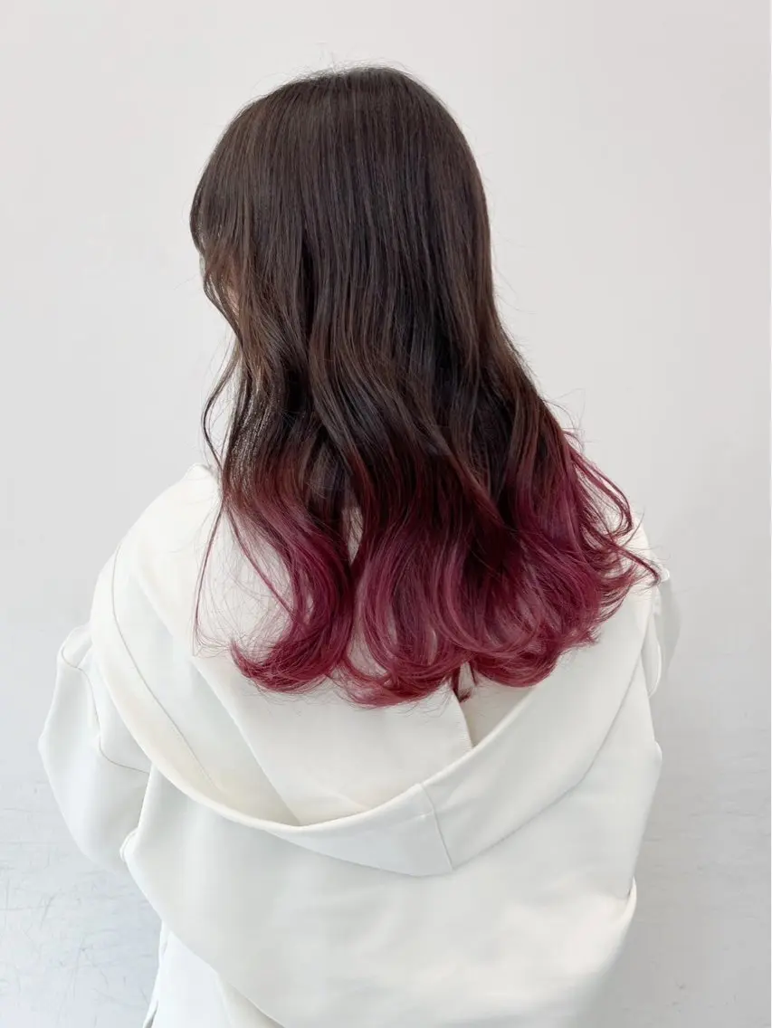 ミディアム カラー グラデーションカラー 艶カラー NATSUKIのヘアスタイル