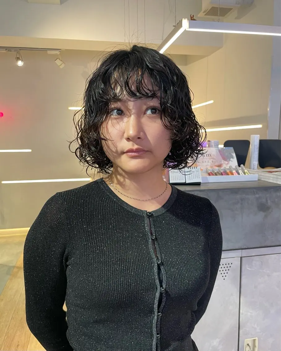ショート パーマ カット パーマ 大阪|似合わせパーマ ヤマシタミウ🌀のヘアスタイル