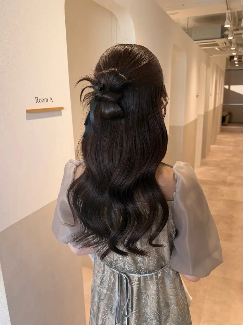 セミロング ヘアアレンジ SALOWIN名古屋 本山 / NAOのヘアスタイル