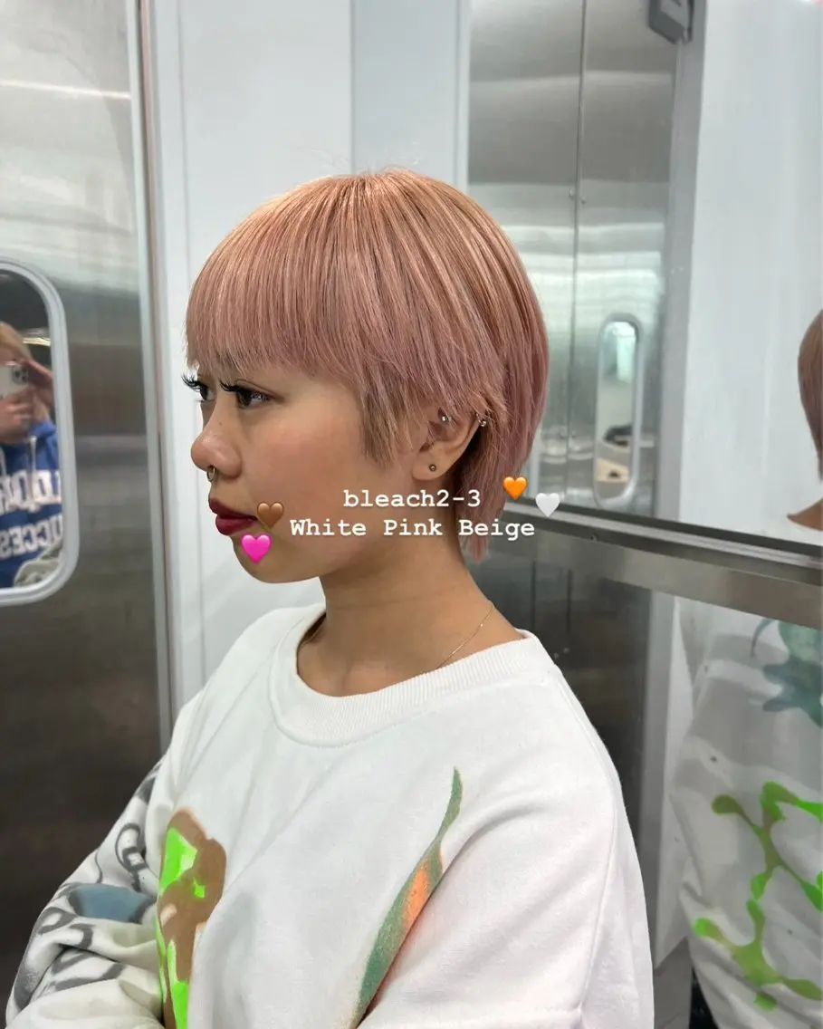 ショート カラー レイヤー特化/渋谷 rinのヘアスタイル